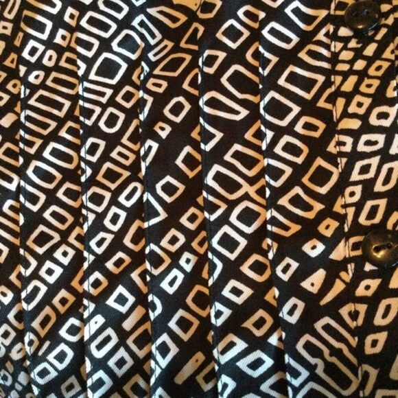 RAFAELLA Black White Button Front Blouse L NWOT - Picture 9 of 12